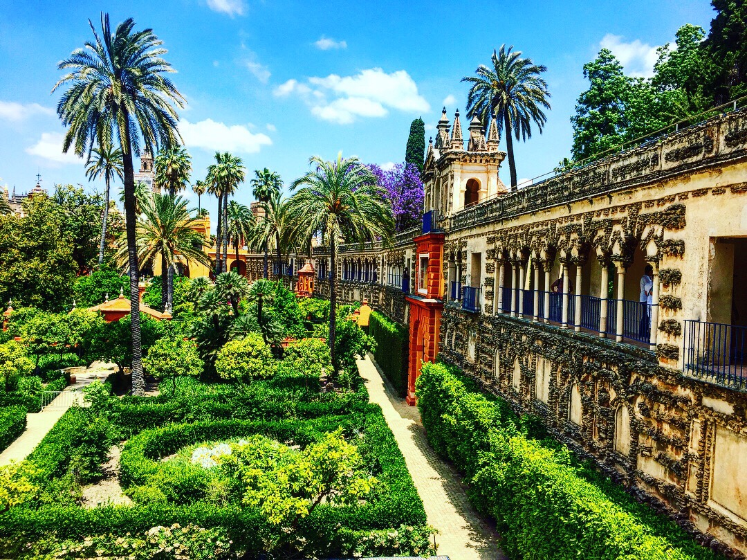 Spain: A Welcoming Country with Tapas, Sangria, Flamenco, and Football (aka&nbsp;Soccer)